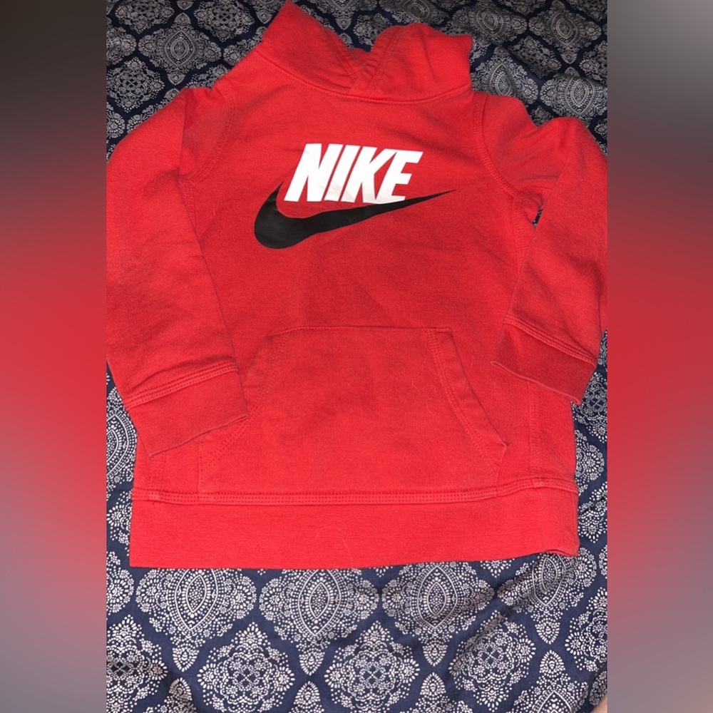 Boys Size 5-6 Nike Hoodie